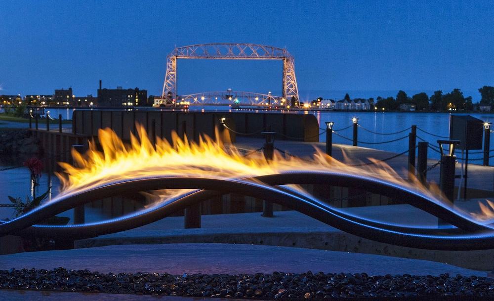 Pier B Resort Duluth Exterior foto